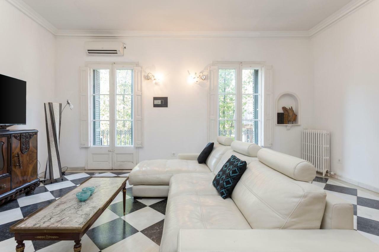 1229 - Awesome City Center Apartment With Terrace Barcelona Luaran gambar