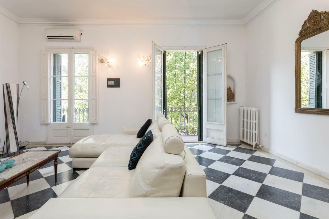 1229 - Awesome City Center Apartment With Terrace Barcelona Luaran gambar